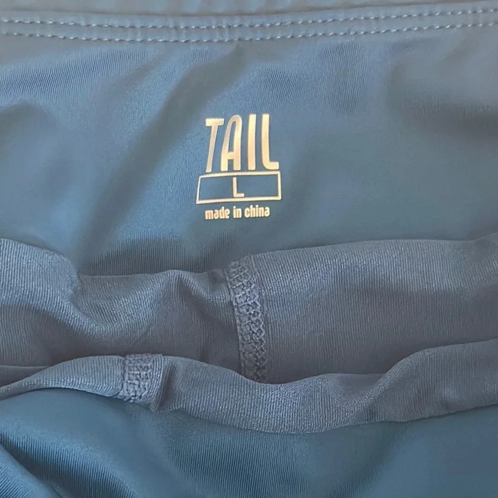 Royal blue Gaia golf skort by Tail size large NWT - Picture 2 of 5